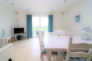 Quies Ocean Blue Holiday apartment Cornwall sitting room